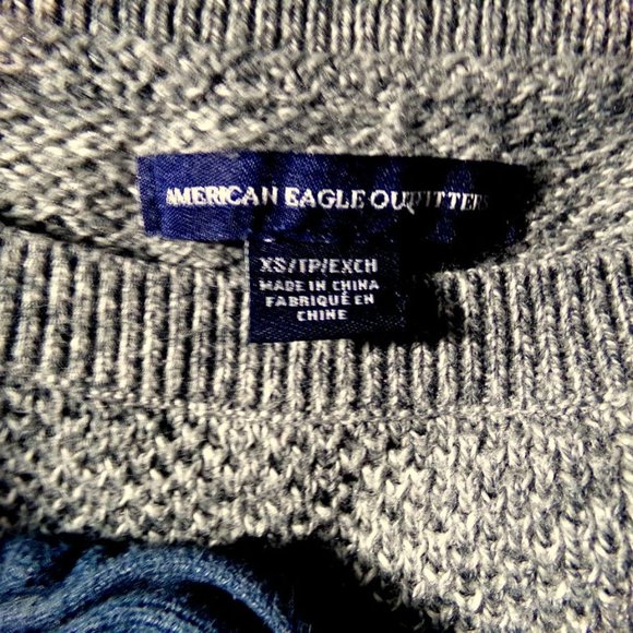 AMERICAN EAGLE Crochet Sweater Top XS Gray Blue Cable Lattice knit Chenille Ombr - Picture 5 of 5